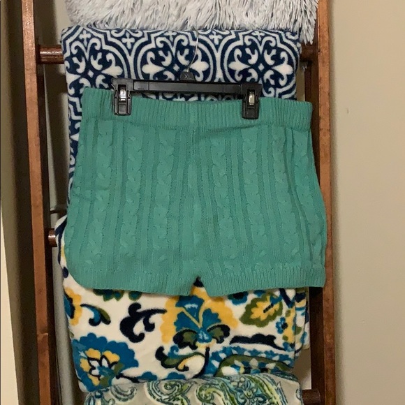 Two piece knit sweater set - Picture 4 of 4